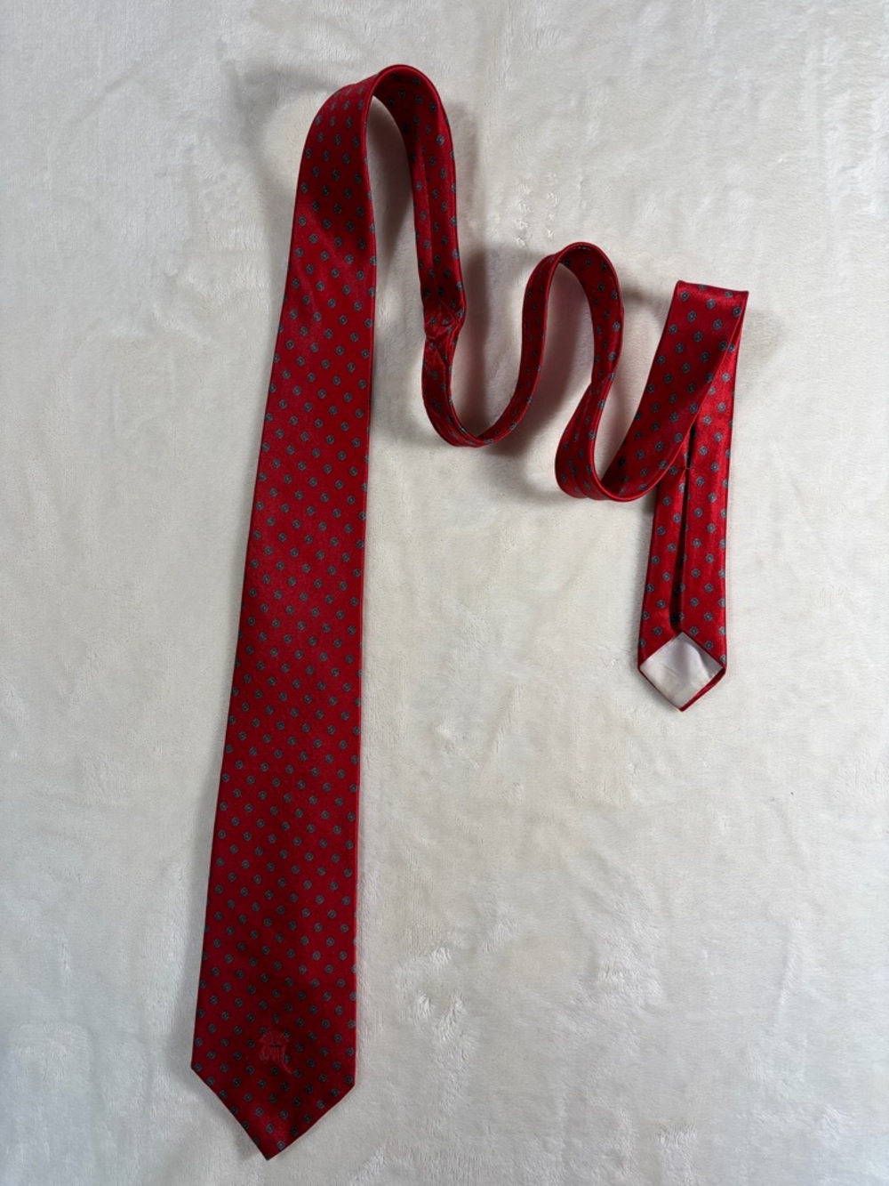 Vintage Countess Wara Red‎ Micro-Medallion Men's Sistine Satine Tie